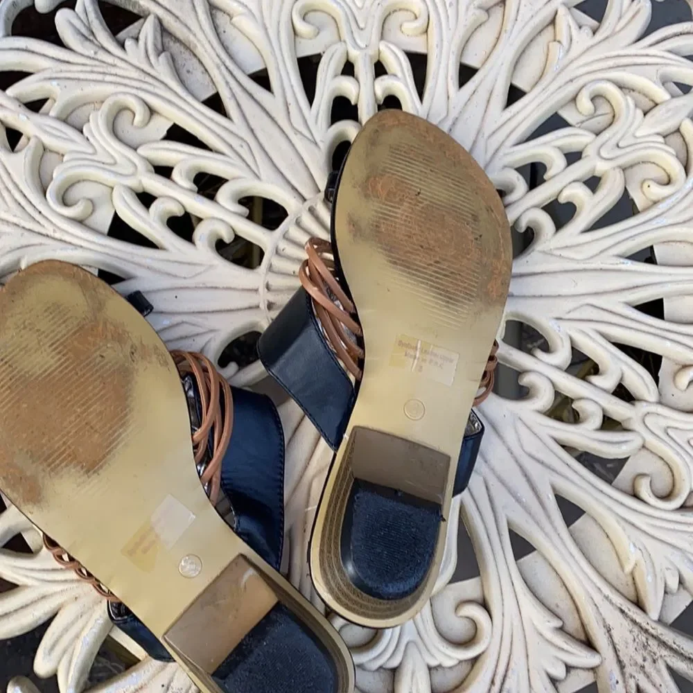 Avanti sandals sz. 6